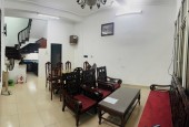 Cho thuê nhà Ở GĐ, NHÓM ĐI LÀM 7 NGƯỜI  Hoàng Văn Thái, 60m2 x 5 tầng, 5PN, 14.5 triệu
